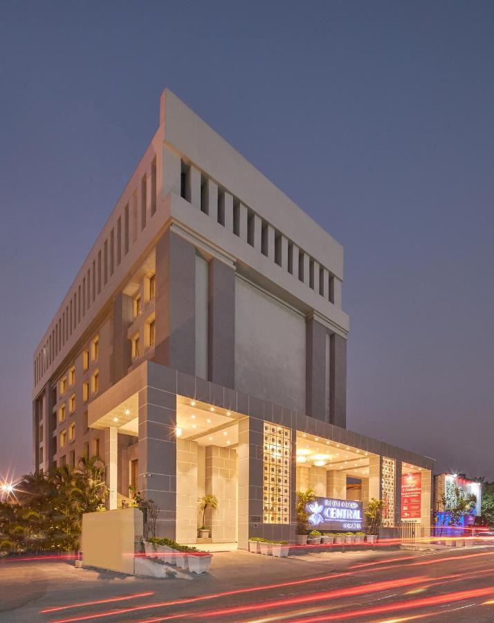 Royal Orchid Central Grazia, Нави Мумбаи Экстерьер фото